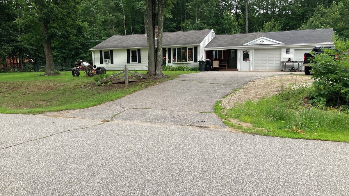 Saco House | Charming 1-bedroom in Saco with WiFi n laundry .this is for traveling nurses