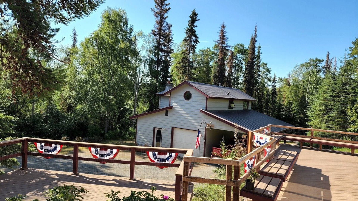 Sterling Cottage | Charming 1-bedroom in wonderful Soldotna with Autumn Charm