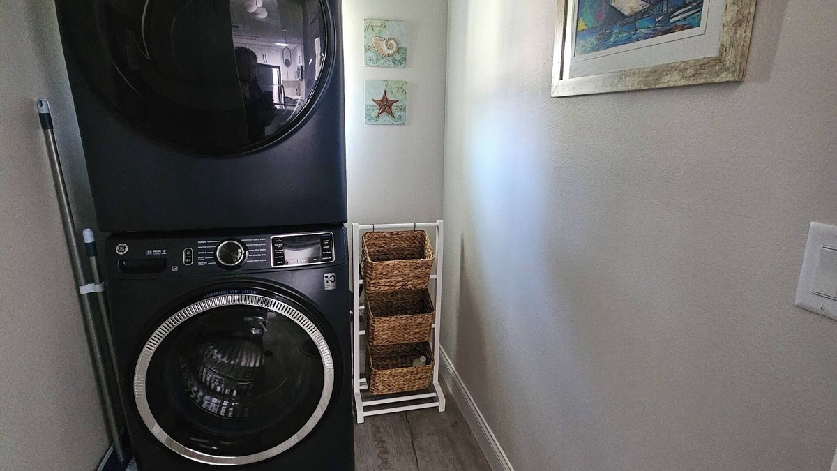 Palm Harbor Apartment | Charming 1-bedroom Oasis in Palm Coast. Beaches, restaurants & fun spots nearby.