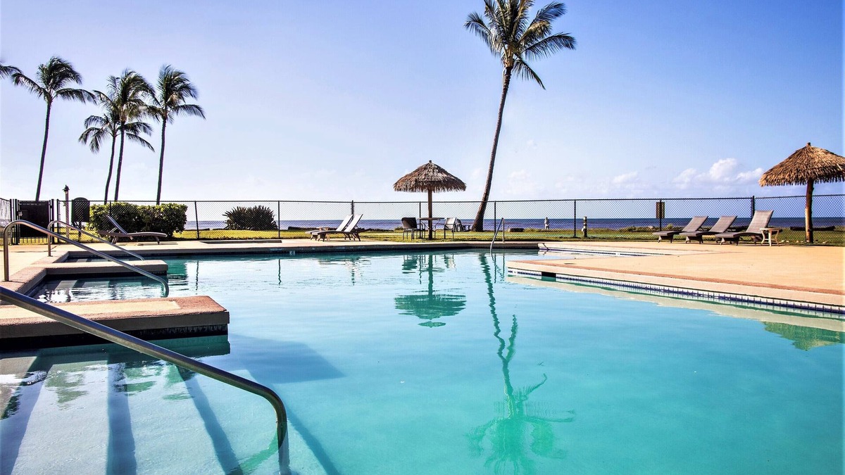Waimea House | Charming 1-Bedroom Oceanfront Cottage