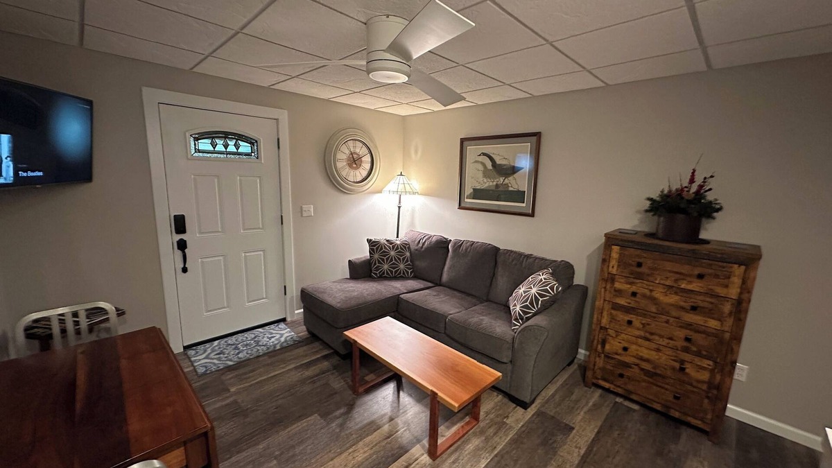 Ellwood City Apartment | Charming 1-bedroom apartment in brilliant Ellwood City with WiFi, AC