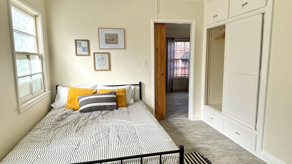 Mar Vista House | Charming 1-bedroom house in welcoming Los Angeles with laundry in-unit