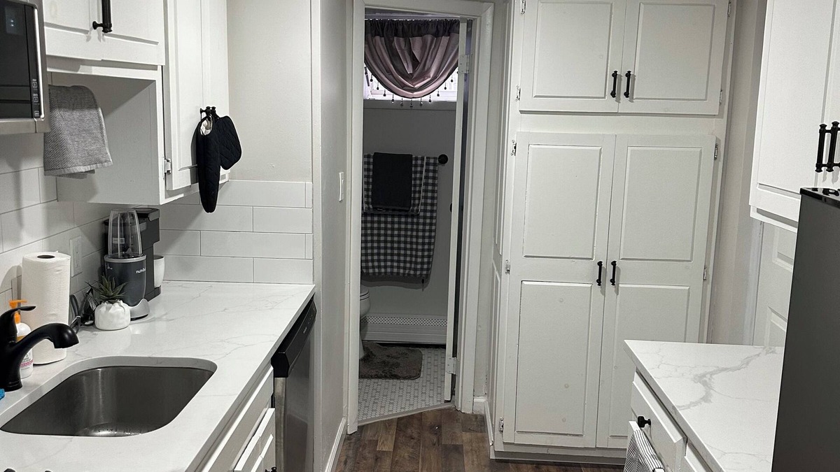 North Side Apartment | Charming 1-bedroom apartment in Mount Vernon with WiFi, AC