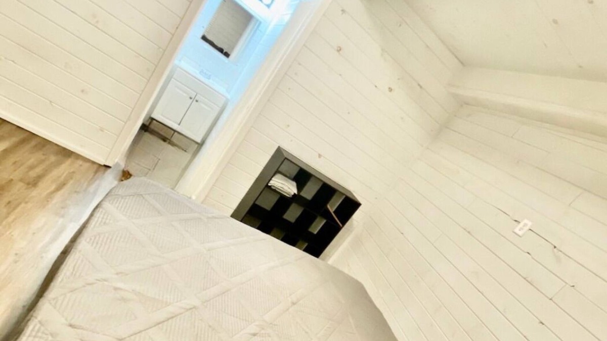 Philadelphia Apartment | Charming 1-bedroom Perfect for Extended Stays: Hotel Alternative for Workers