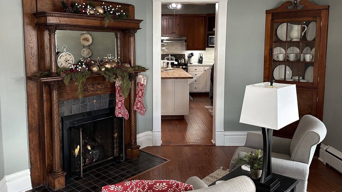 Middlebury House | Charming 1912 Bungalow in Middlebury Indiana