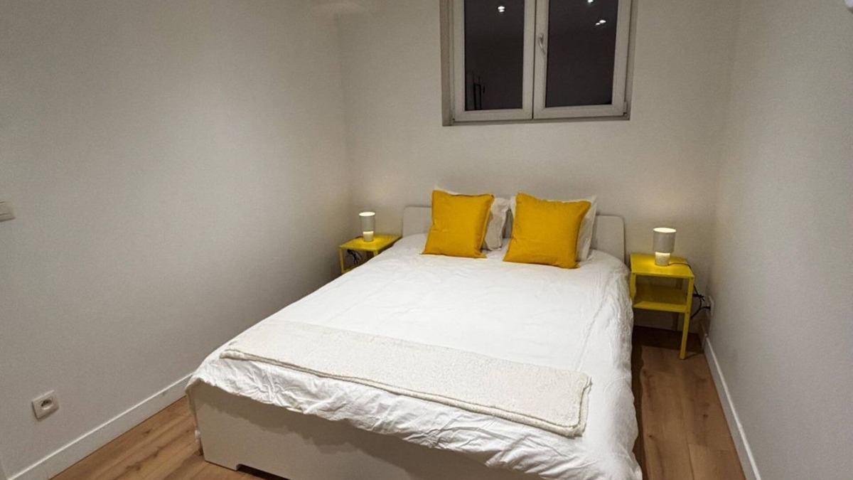 Wondelgemstraat Apartment | Charming 1BR Apartment | Walk to City Center