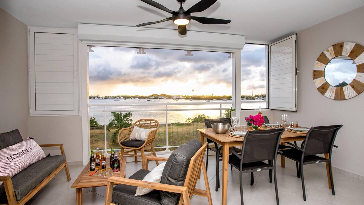 Marigot Apartment | Charming 1BR apt lagoon & sunset view 4p