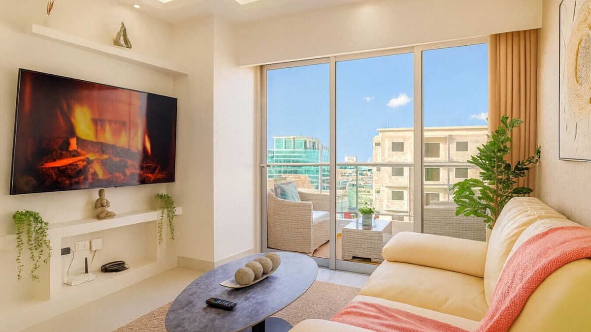 Evaristo Morales Apartment | Charming 1BR Centric Apt, Pool