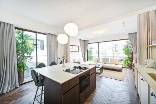 Tel Aviv City Center Apartment | Charming 1BR Dizengoff by HolyGuest