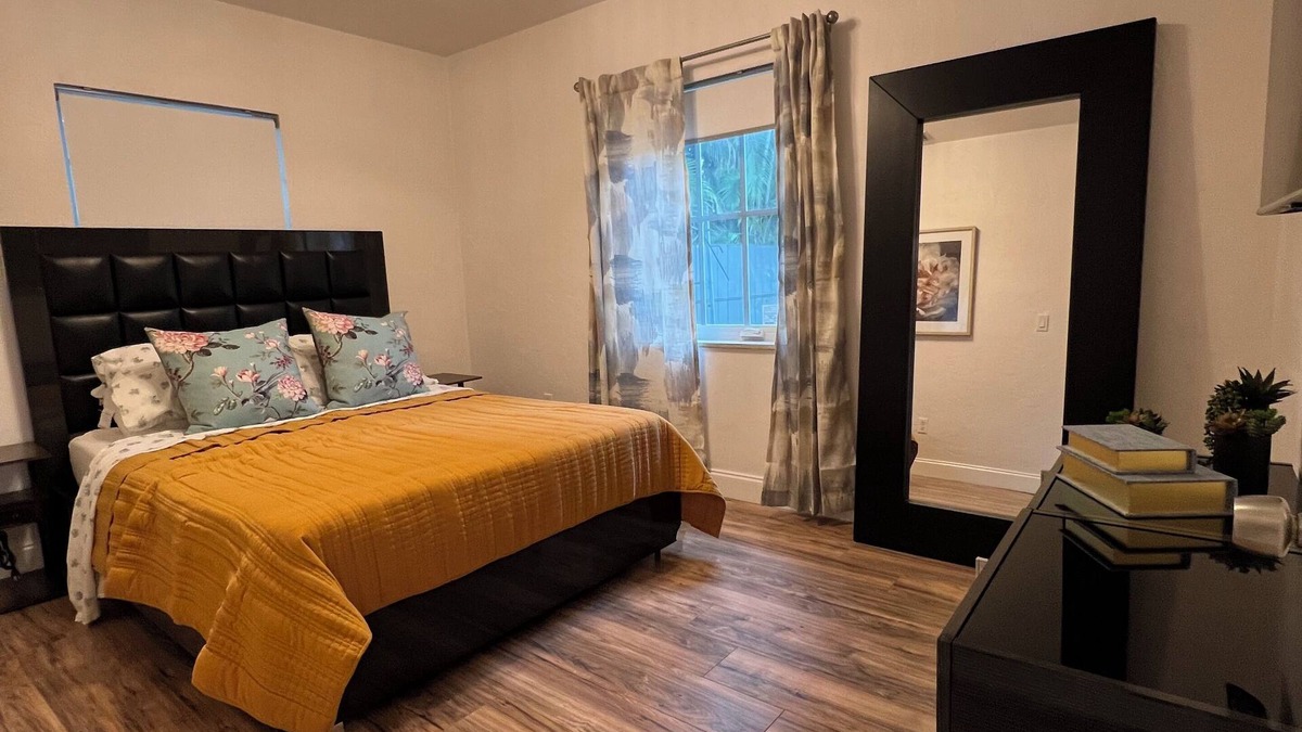 North Miami Beach House | Charming 2-bedroom house in fabulous North Miami Beach