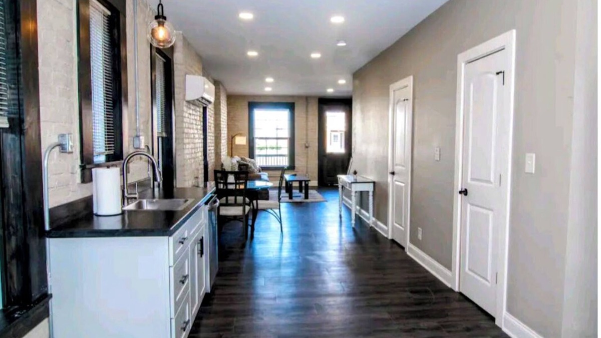 Near East Columbus House | Charming 2-bed 1/2 duplex with ensuite bathrooms, Wi-Fi, close to everything!