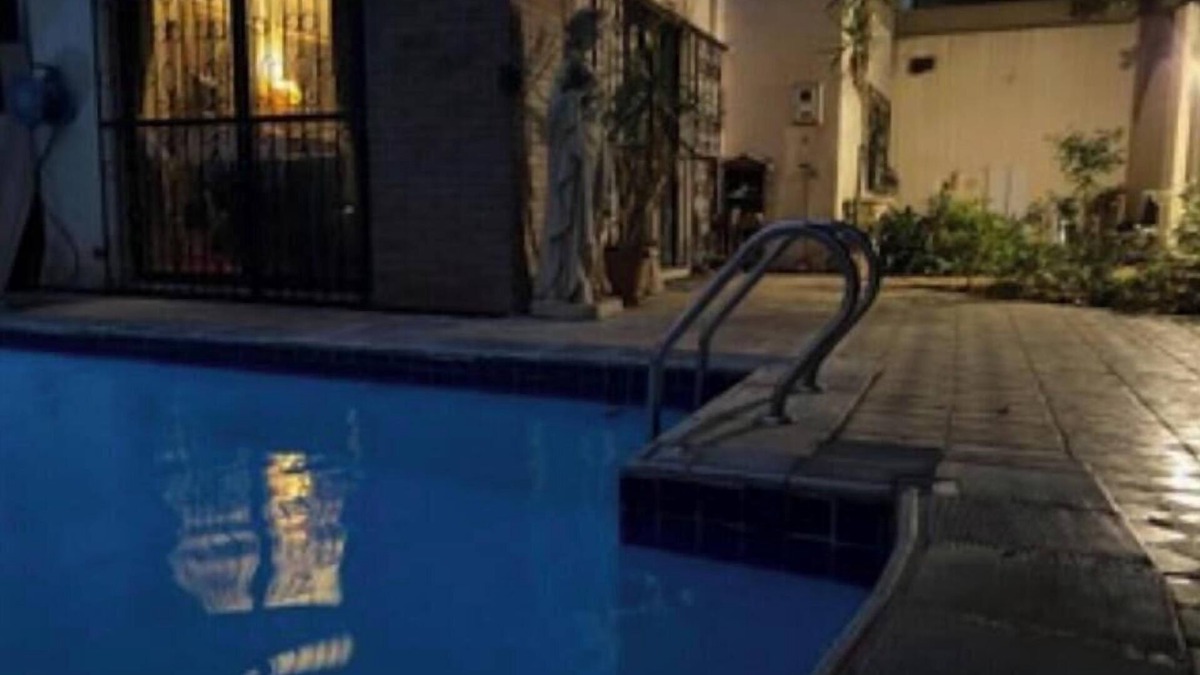 Al Haram Villa | Charming 2-bedroom villa in welcoming Giza Governorate with a Pool, WiFi