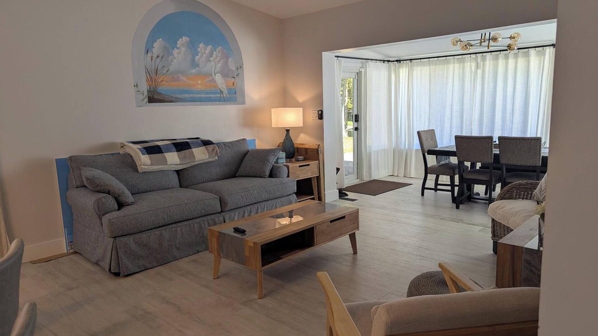 Poinsettia Heights House | Charming 2-bedroom, 2Bath Retreat in Fort Lauderdale, FL