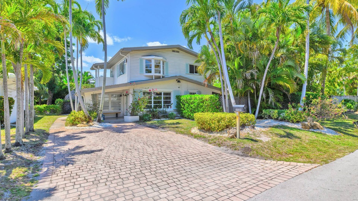 Oakland Park Apartment | Charming 2-bedroom apartment in delightful Fort Lauderdale
