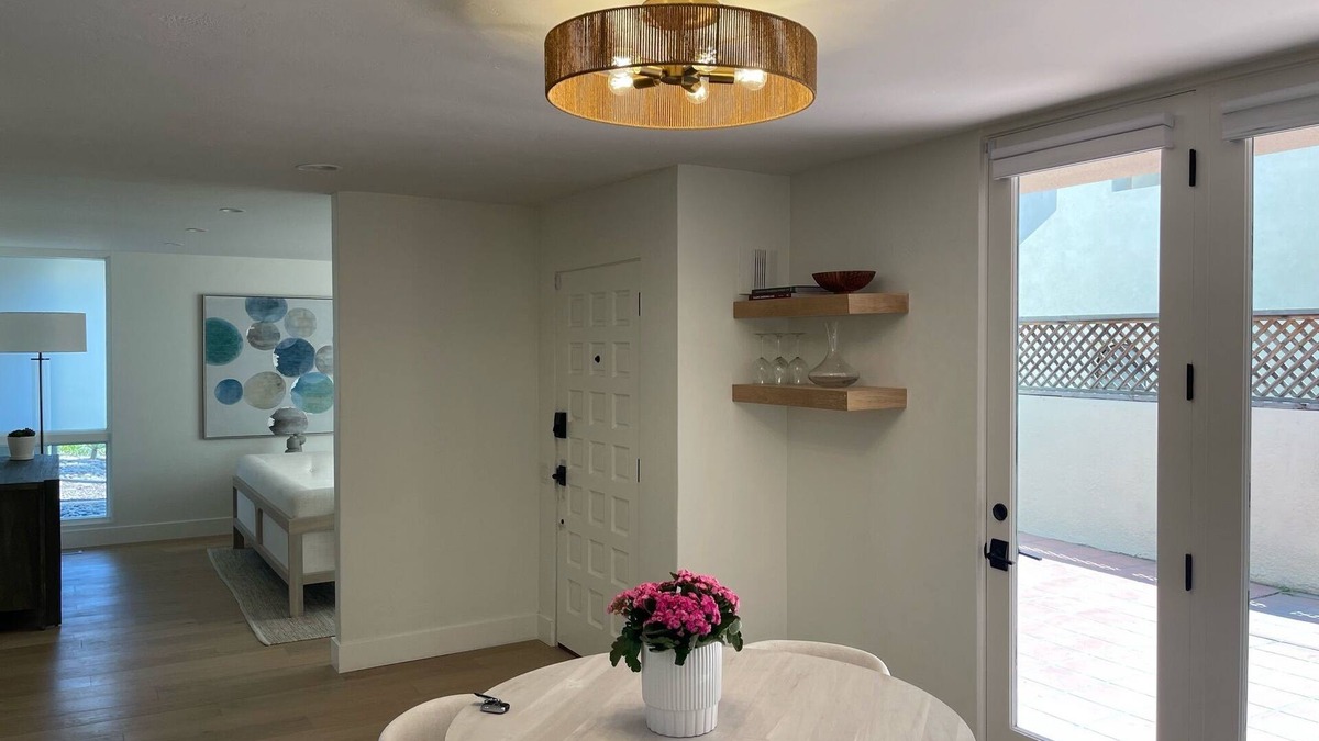 Covenant Apartment | Charming 2-bedroom luxury condominium in Rancho Santa Fe