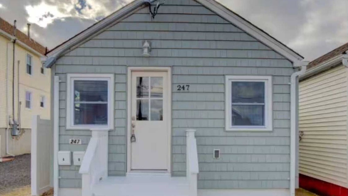 Seaside Heights Cottage | Charming 2-bedroom cottage in delightful Seaside Heights with WiFi, AC