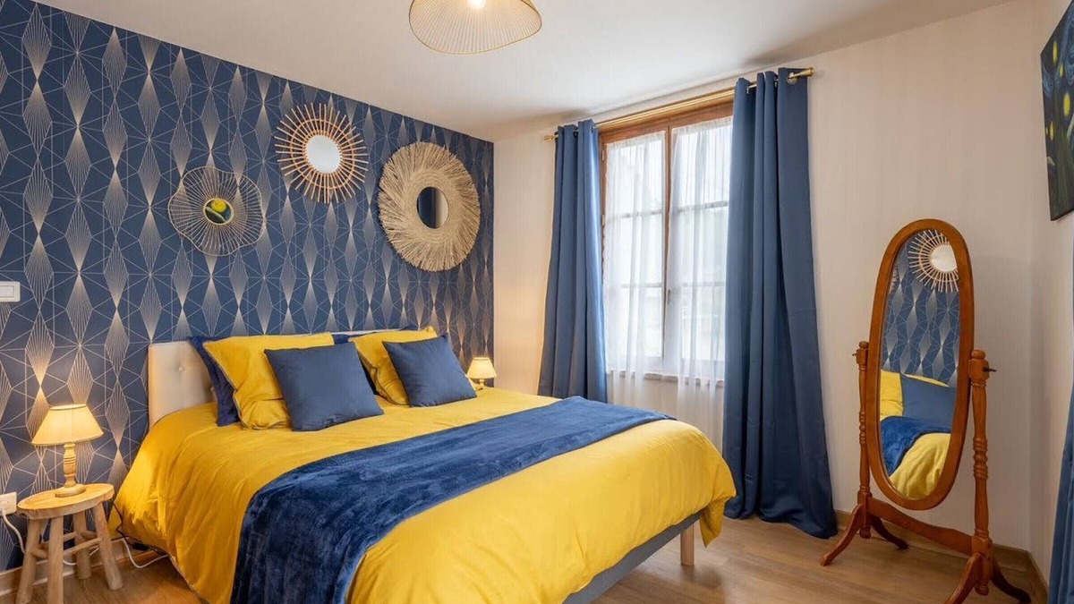 Cuise-la-Motte Cottage | Charming 2-Bedroom Stone House with Garden, Near Pierrefonds Castle