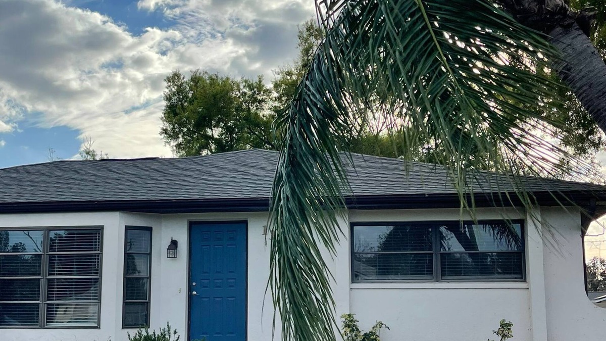 Port Charlotte House | Charming 2-bedroom house in fabulous Port Charlotte with All you need.