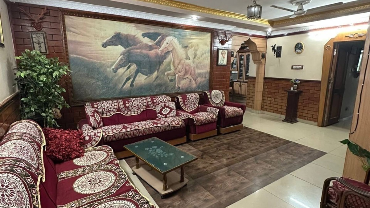 MVP Colony Apartment | Charming 2-bedroom apartment with WiFi, AC in serene Visakhapatnam Beach