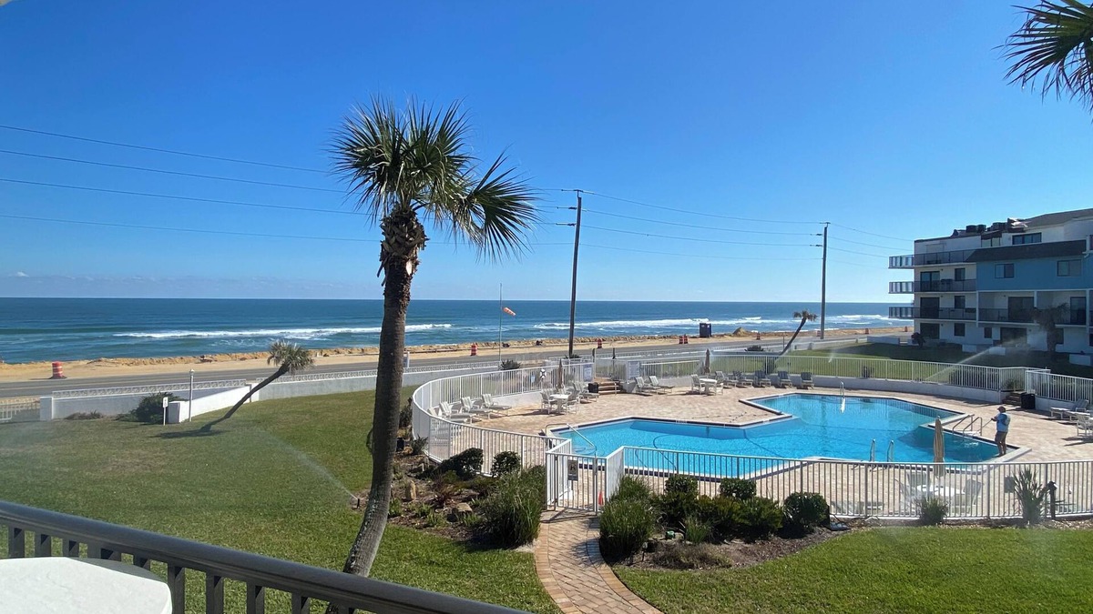 Flagler Beach Condo | Charming 2-bedroom condo in delightful Flagler Beach with AC, WiFi
