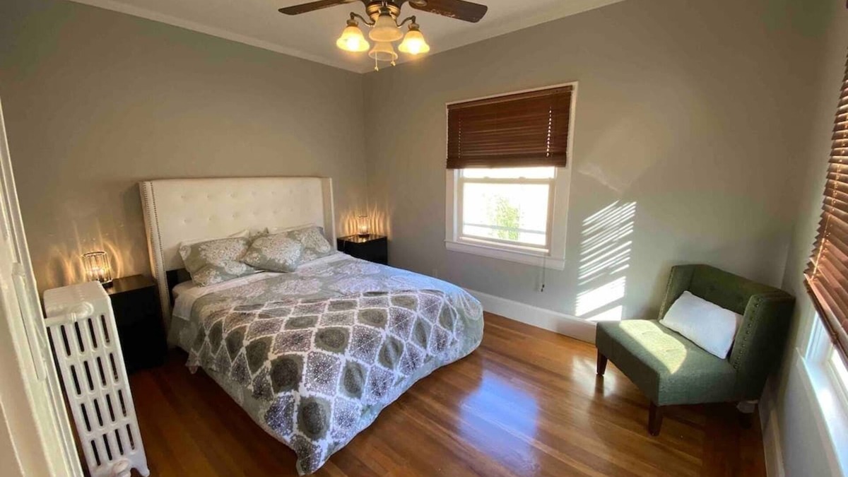 Cow Hollow House | Charming 2 bedroom flat in Cow Hollow in San Francisco Ca
