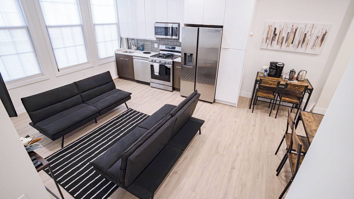 Union City Apartment | Charming 2-bedroom apartment min to New York City