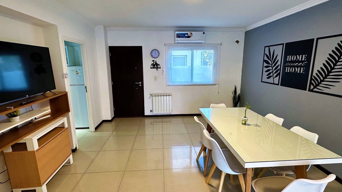 Mendoza City Center Apartment | Charming 2-bedroom apartment in Mendoza with AC, WiFi, garage ans washmachine