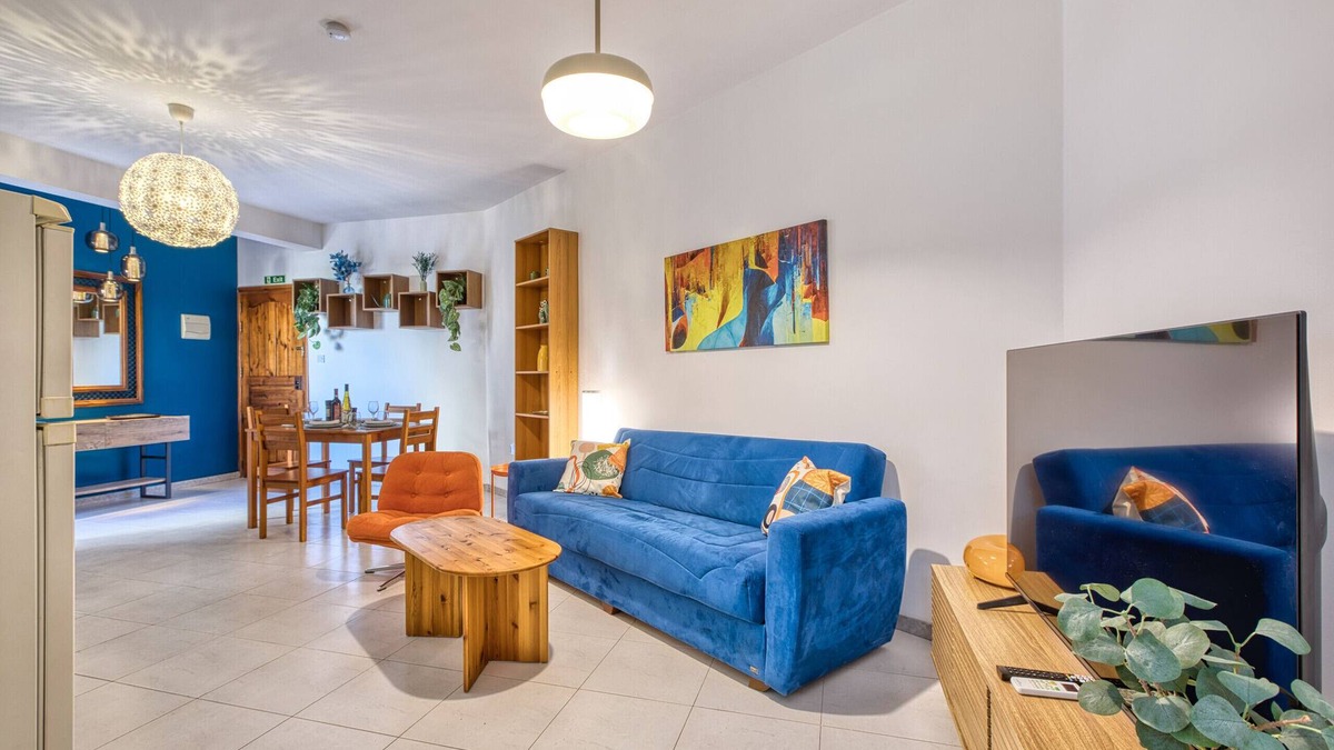 Msida Apartment | Charming 2-Bedroom Apartment with Balconies MGAJ1-1