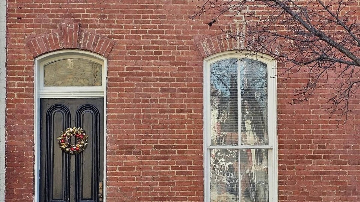 Downtown House | Charming 2-bedroom Baker Park townhome with WiFi, parking and patio in downtown