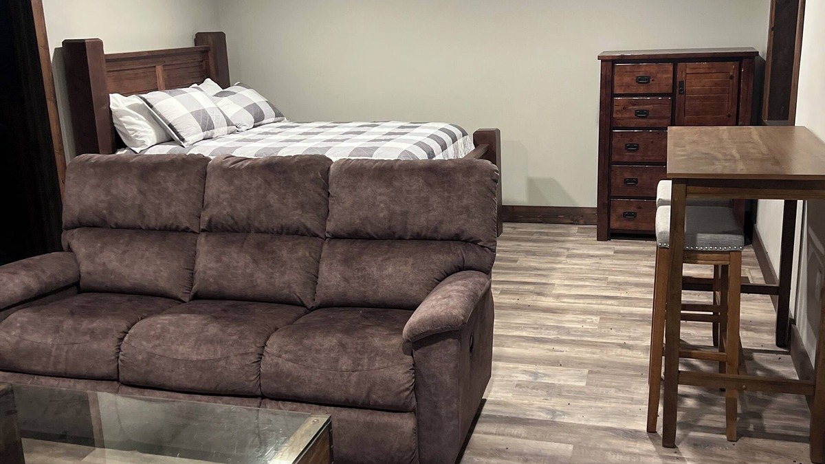 Kearney Cabin | Charming 2-bedroom cabin located just outside Kearney, Nebraska…
