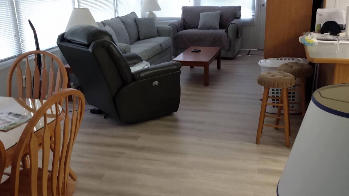 South Casco Cabin | Charming 2-bedroom cabin in tranquil Casco with AC, WiFi