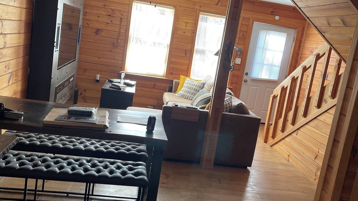 Toccoa Cabin | Charming 2-bedroom cabin with WiFi and AC in serene Toccoa