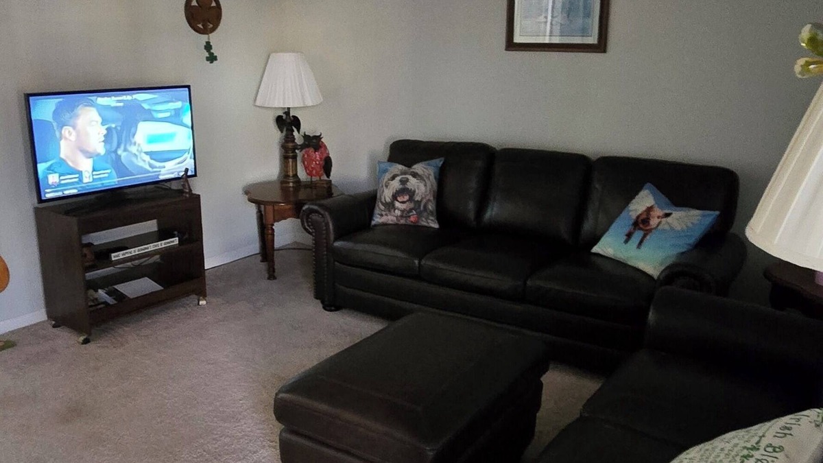 Archdale Condo | Charming 2-bedroom condo in lovely Archdale/High Point, Close to HPU and I-85