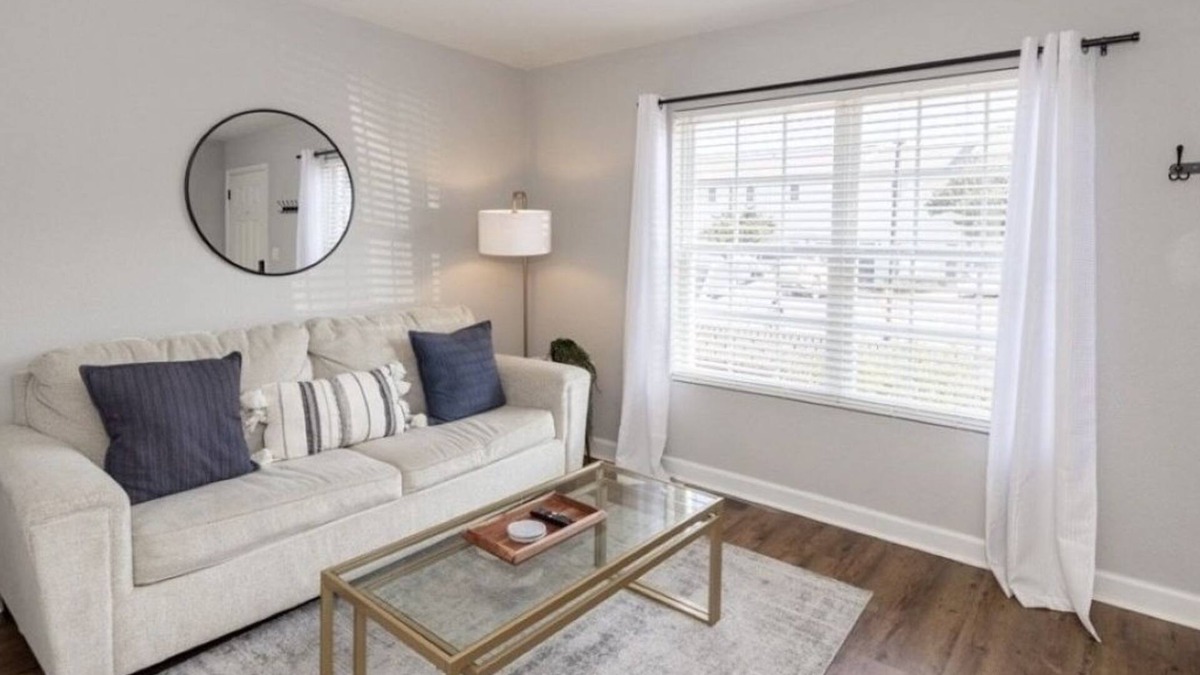 Oxford Condo | Charming 2-bedroom condo in lovely Oxford