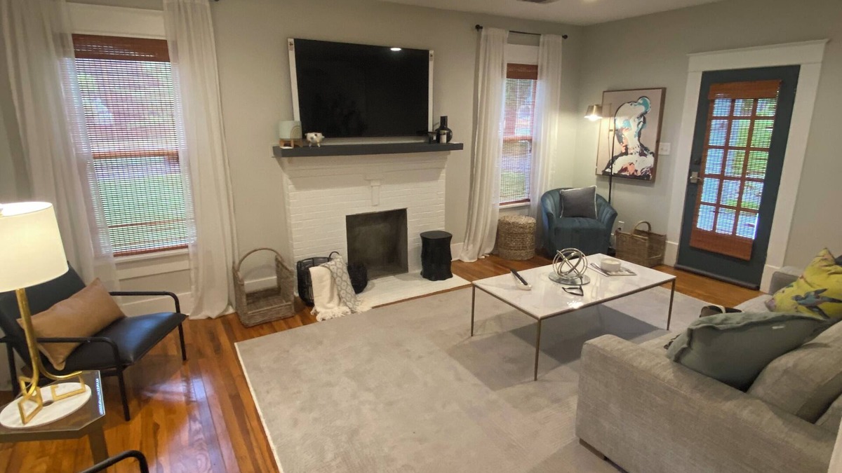 Tupelo Cottage | Charming 2-bedroom cottage in Tupelo with WiFi and AC