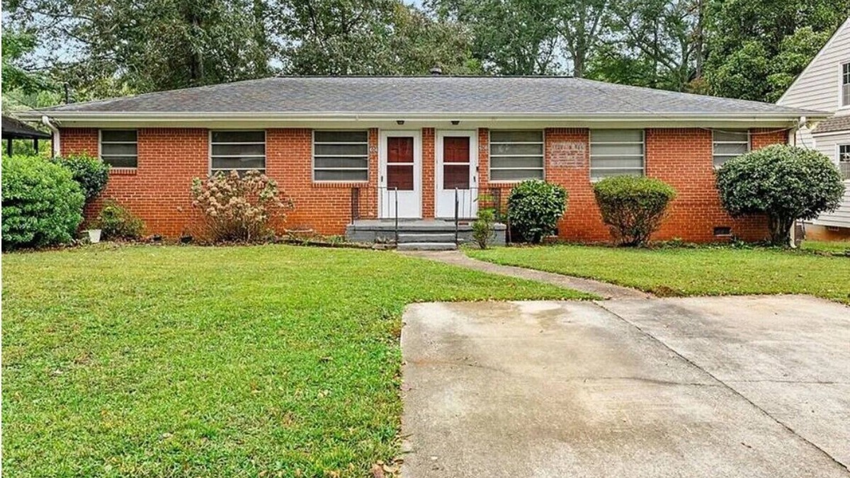 Decatur Heights Apartment | Charming 2-bedroom Duplex Apt in City of Decatur