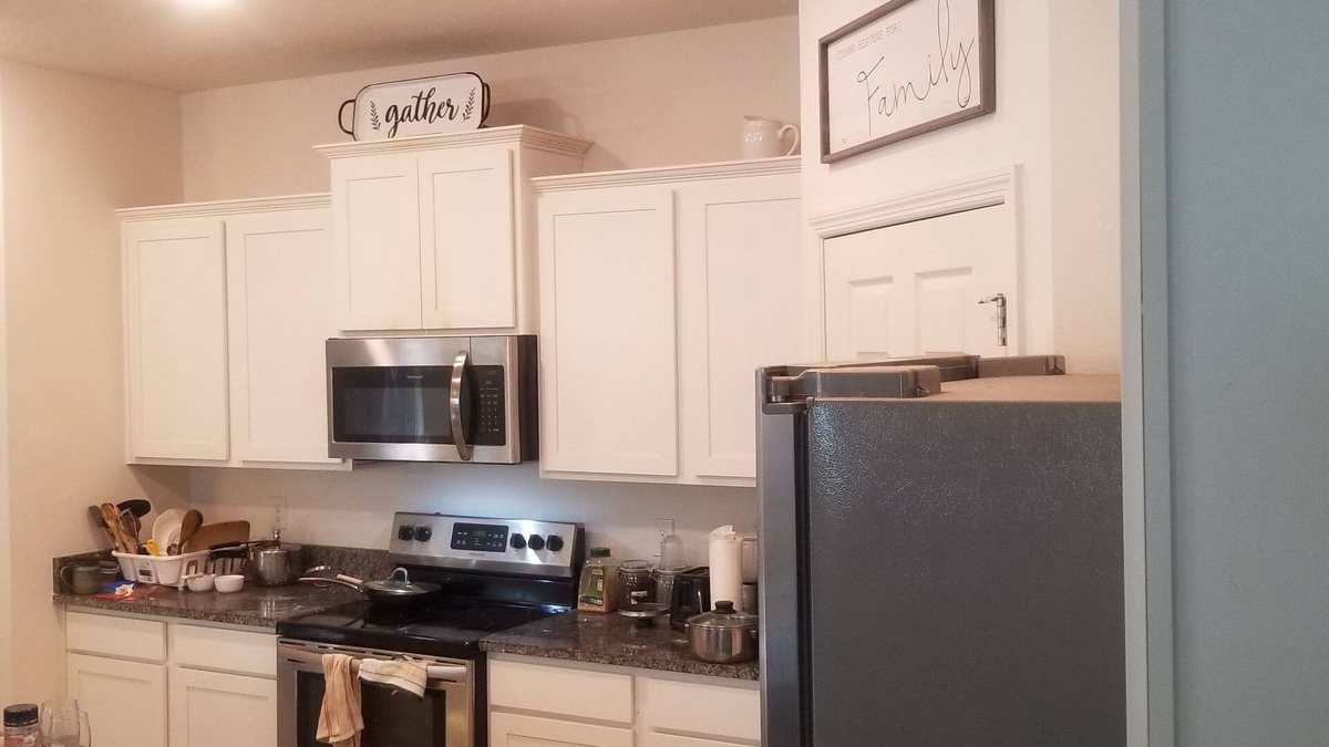 Florida Ridge House | Charming 2-bedroom house,AC, WiFi in tranquil Vero Beach, access to kitchen!