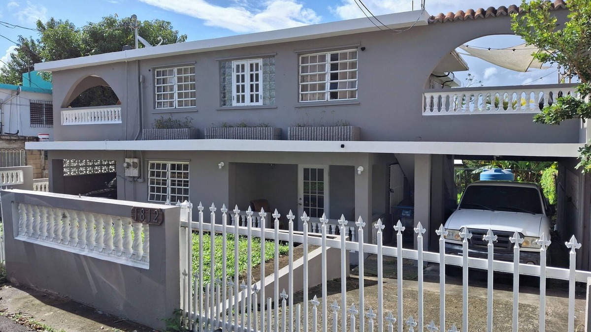 Canovanillas House | Charming 2-bedroom house with AC, WiFi in beautiful Canovanas