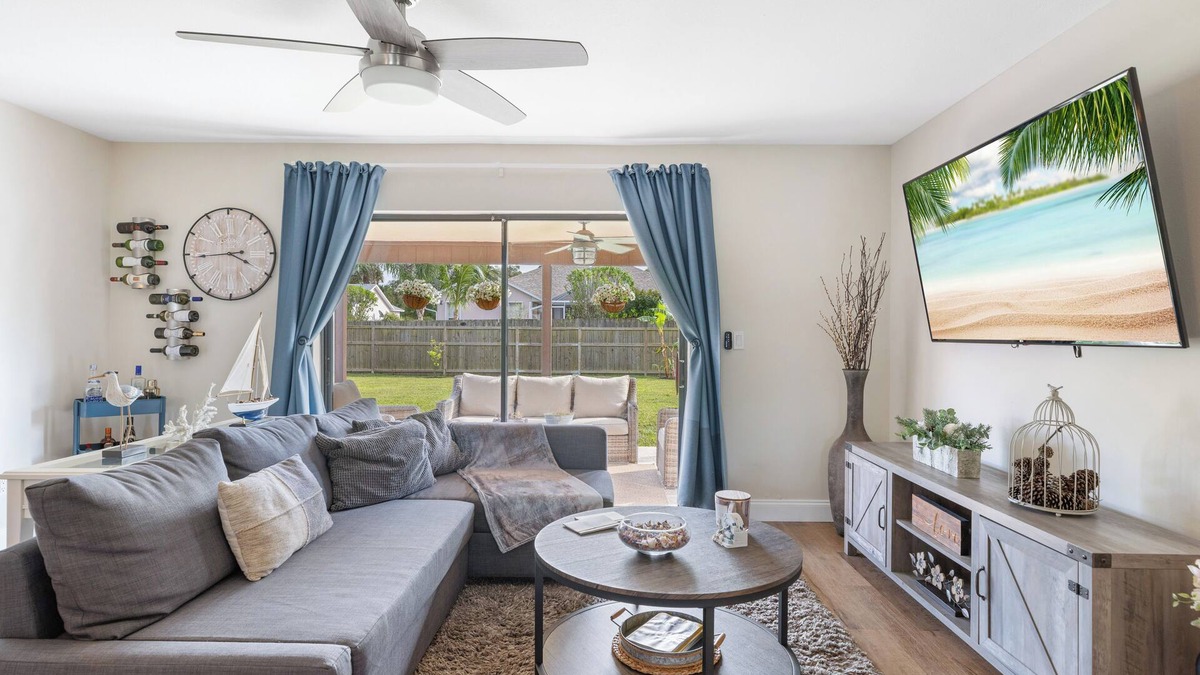 Sebastian Highlands House | Charming 2-bedroom house in superb Sebastian with AC, WiFi