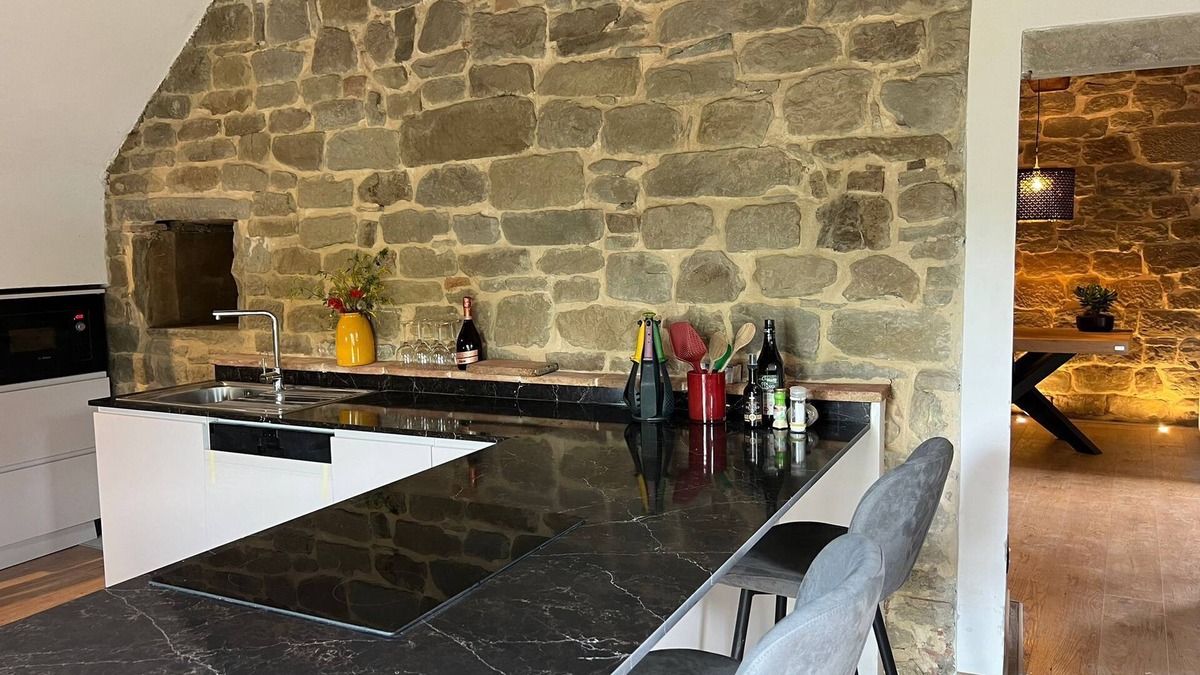Rufina House | Charming 2-bedroom house in fabulous Falgano with AC, WiFi