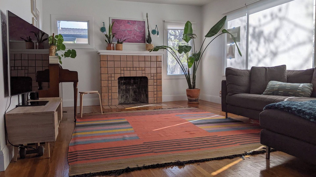 Oakland House | Charming 2-bedroom house in East Oakland with AC
