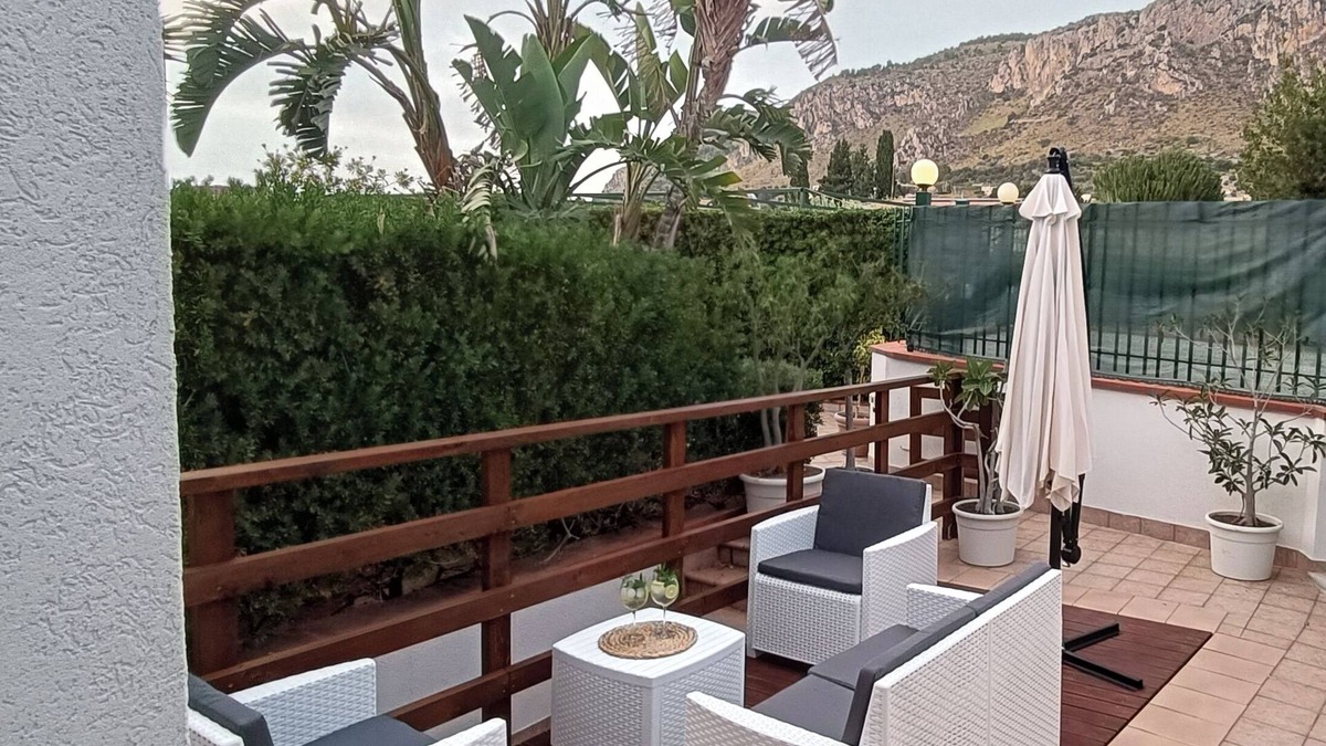 Aspra House | Charming 2-bedroom house in amazing Aspra