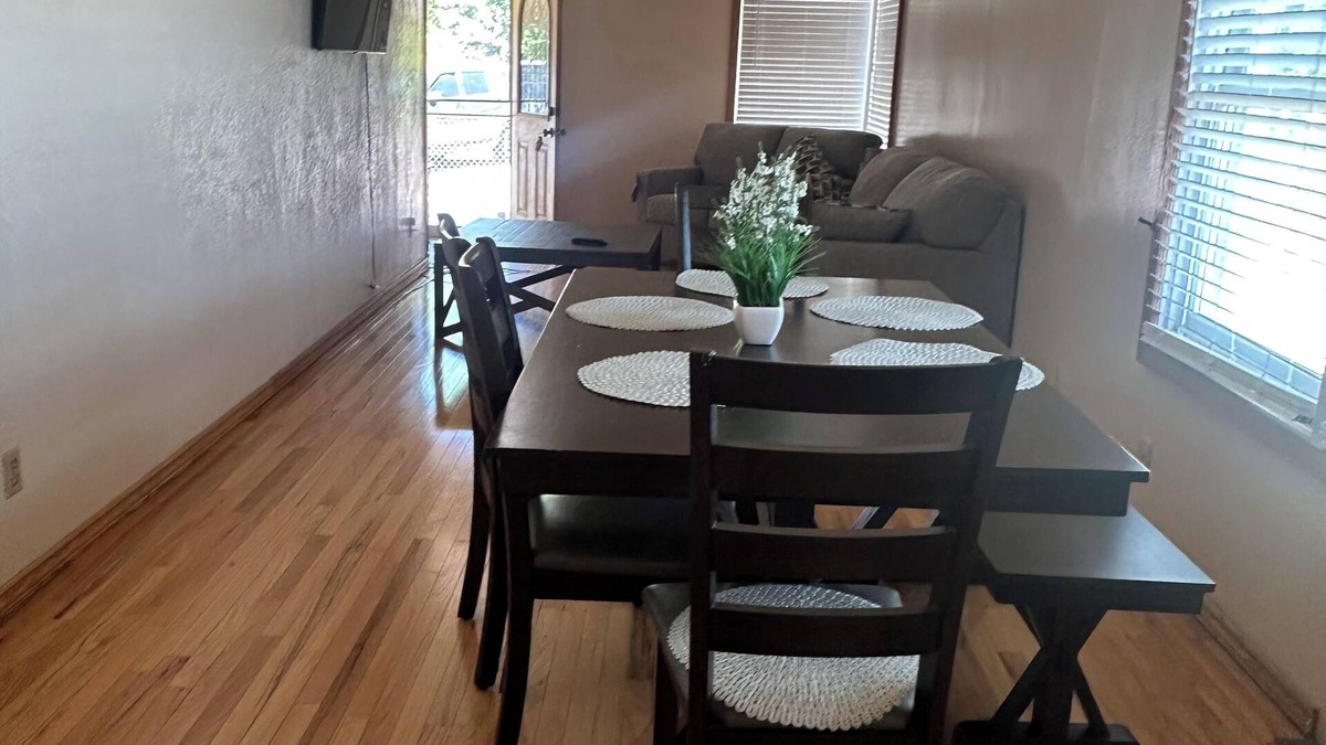 Rupert House | Charming 2-bedroom house in Rupert with WiFi, AC