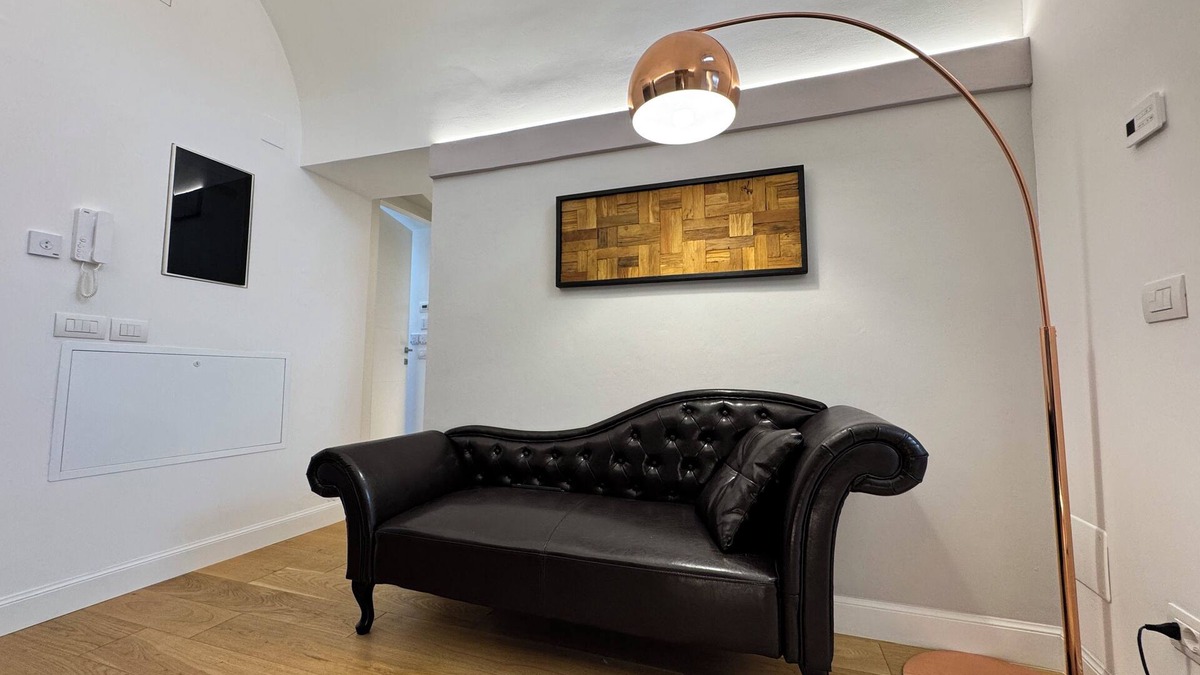 Old Town Apartment | Charming 2-Bedroom Retreat in the Center of Perugia