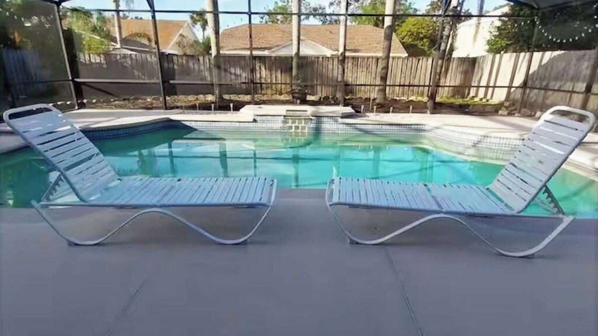 Orlando House | Charming 2-bedroom Retreat with Pool near UCF