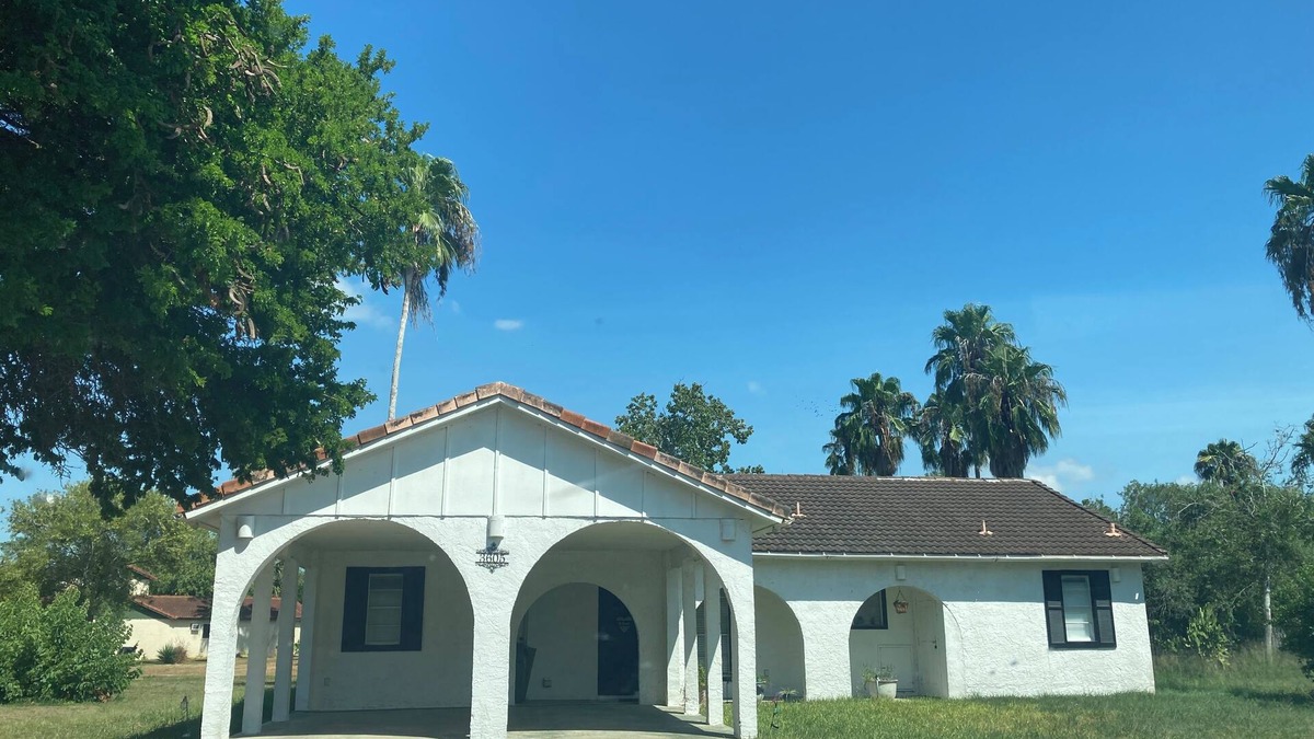 Rancho Viejo House | Charming 2-bedroom house with AC in Rancho Viejo. Friendly and unique cozy home