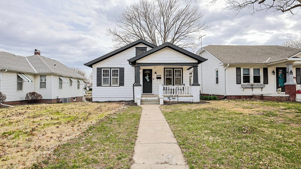 St. Joseph House | Charming 2-bedroom house with AC, WiFi in Saint Joseph