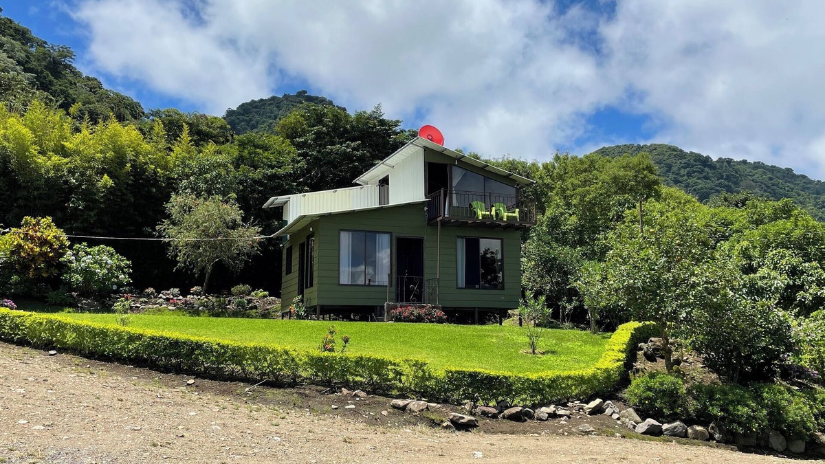 Monteverde Villa | Charming 2-bedroom villa surrounded by nature in phenomenal Monteverde with WiFi