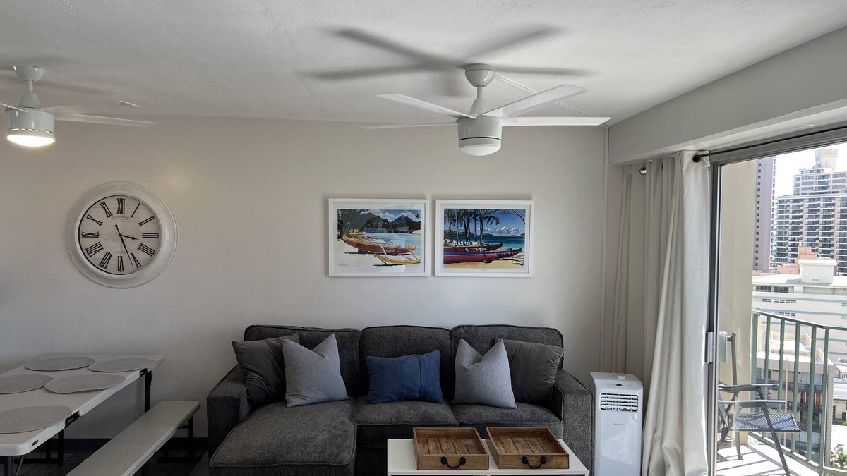 McCully - Moiliili Apartment | Charming 2 bedroom Waikiki Apt, Sleeps 6 with FREE parking