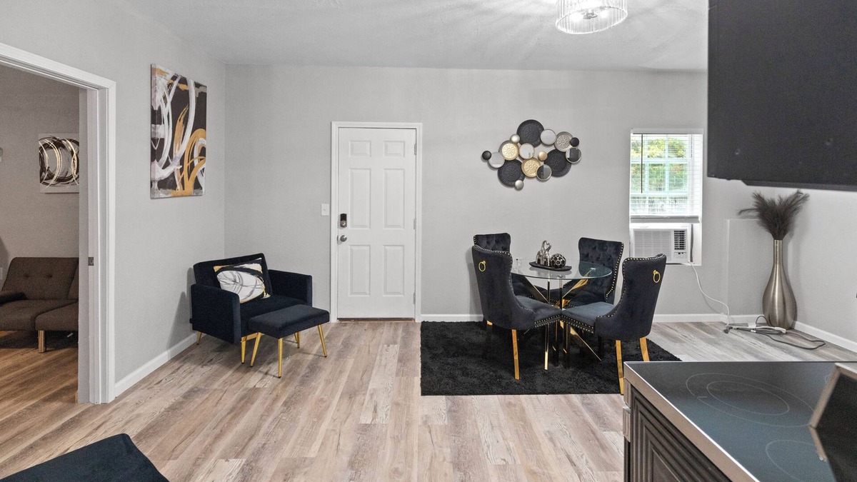 Union City House | Charming 2BD/1BTH Home Near Atlanta Airport